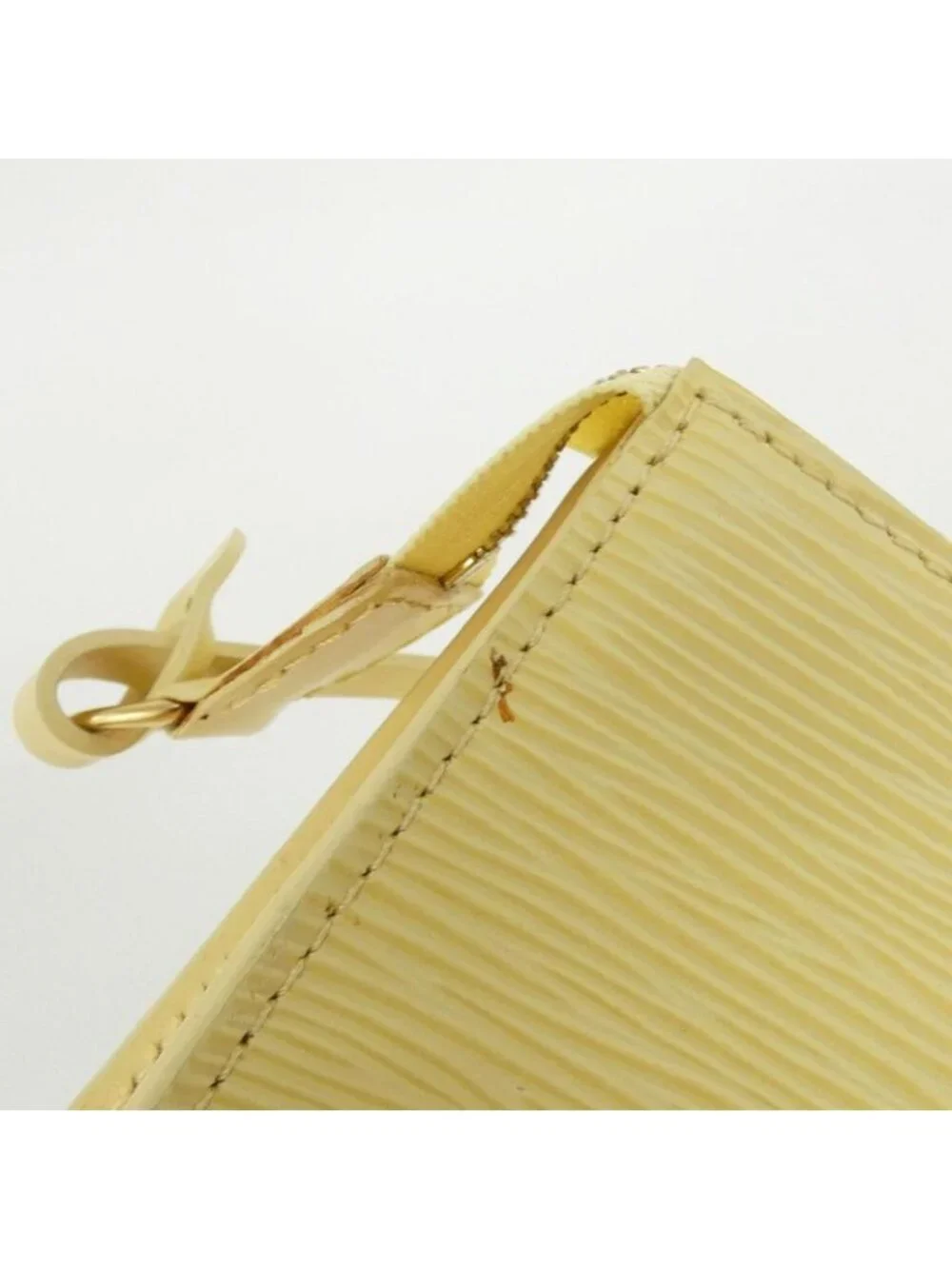 Louis Vuitton Epi Pochette Pouch - Picture 4 of 6